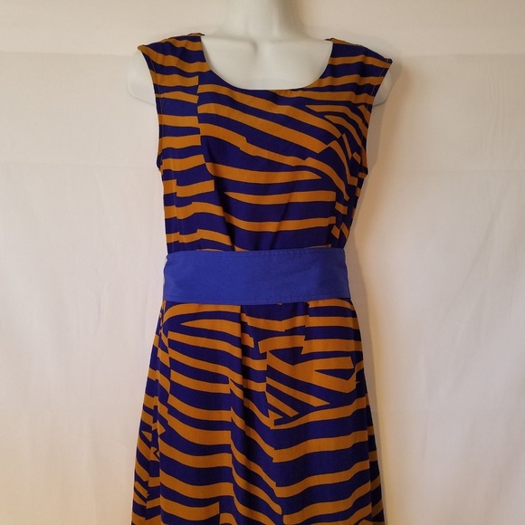 Ezra Boutique Dress maxi Tiger‎ Stripe Size Small - Picture 2 of 5